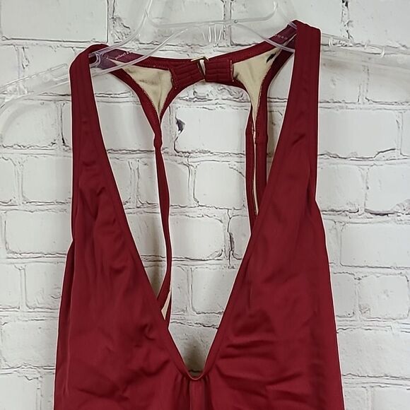 Victoria's Secret Plunge V Neck Low Open Back High Leg One Piece Bathing Suit - Picture 2 of 8